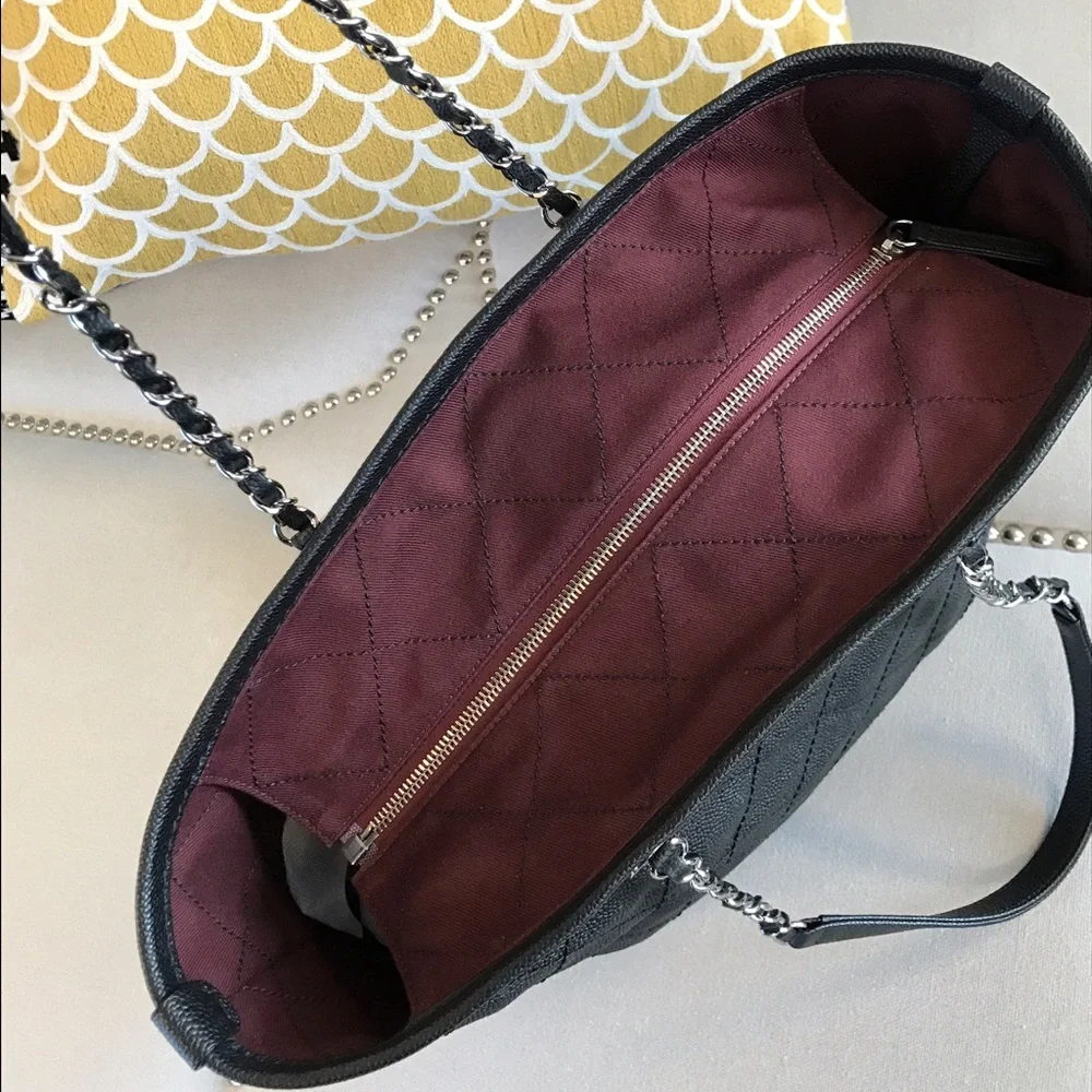 Pristine Chanel black caviar tote silver HDW